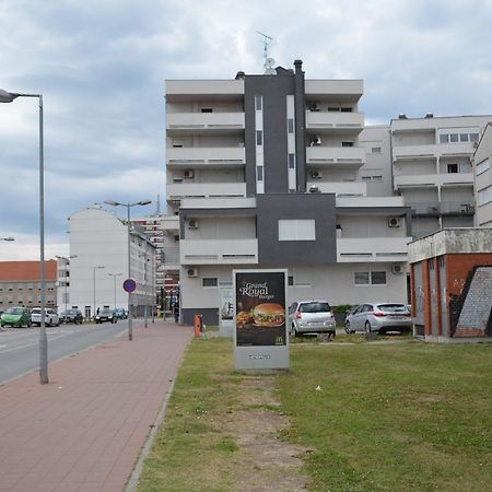Apartment Viktor,Parking Ösek Oda fotoğraf