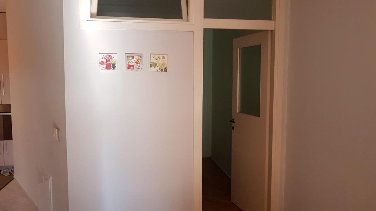 Apartment Viktor,Parking Ösek Dış mekan fotoğraf