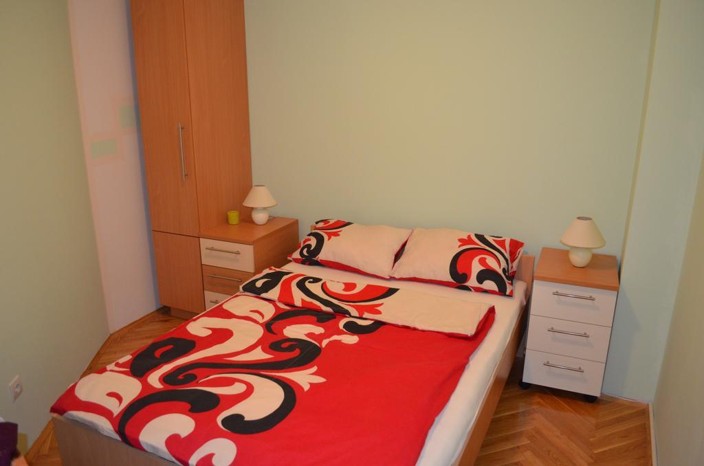 Apartment Viktor,Parking Ösek Oda fotoğraf