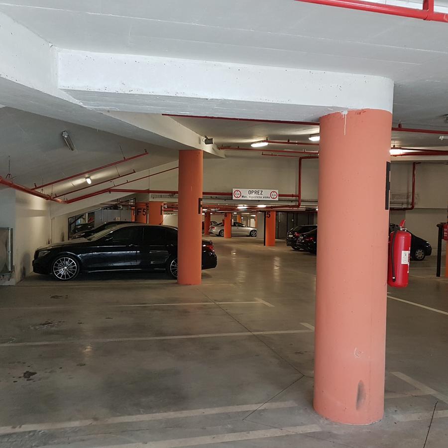 Apartment Viktor,Parking Ösek Dış mekan fotoğraf